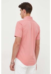 Polo Ralph Lauren koszula bawełniana męska kolor różowy regular z kołnierzykiem button-down. Okazja: na co dzień. Typ kołnierza: button down, polo. Kolor: różowy. Materiał: bawełna. Długość rękawa: krótki rękaw. Długość: krótkie. Wzór: aplikacja. Styl: casual #4