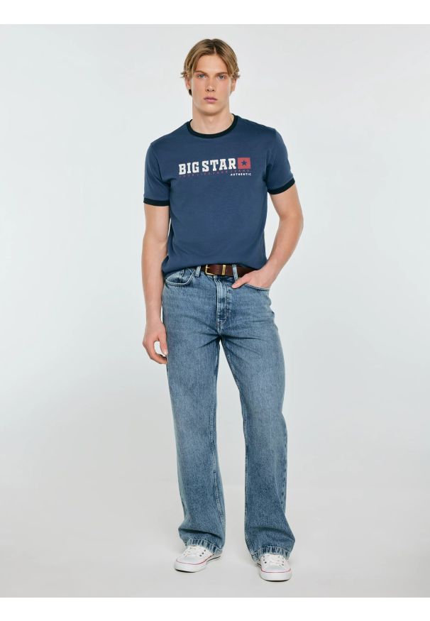 Big-Star - Koszulka męska z linii Authentic z logo BIG STAR ciemnoniebieska Summet 402. Kolor: niebieski. Materiał: bawełna, jeans. Styl: klasyczny, sportowy