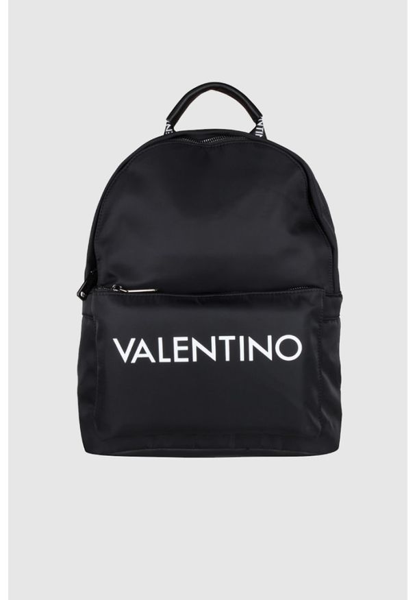Valentino by Mario Valentino - VALENTINO Czarny plecak Kylo. Kolor: czarny. Wzór: paski