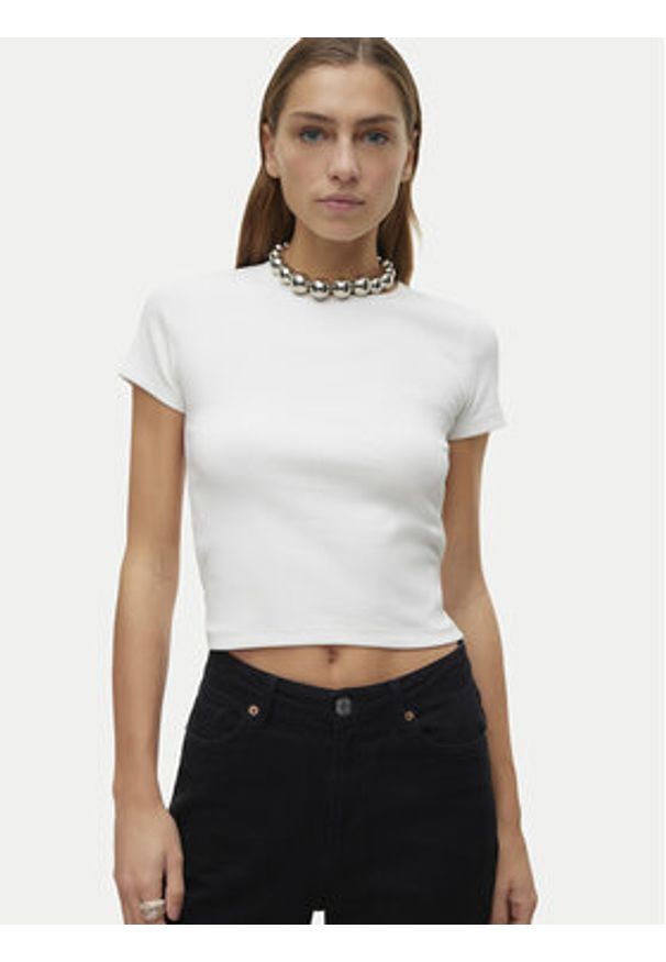 Vero Moda T-Shirt Chloe 10306894 Biały Tight Fit. Kolor: biały. Materiał: bawełna