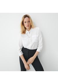 Mohito - Biała koszula z wiskozy - Biały. Kolor: biały. Materiał: wiskoza #1