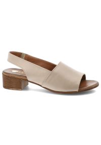 Sandały damskie Armodo, cholewka ze skóry naturalnej licowej z szerokim paskiem z przodu na kwadratowym obcasie, beżowe, 40518. Zapięcie: pasek. Kolor: beżowy. Materiał: skóra. Obcas: na obcasie. Wysokość obcasa: średni #3