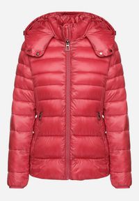Born2be - Czerwona Pikowana Kurtka z Metalicznym Połyskiem i Odpinanym Kapturem Dairise. Kolor: czerwony. Materiał: jeans. Styl: klasyczny #6