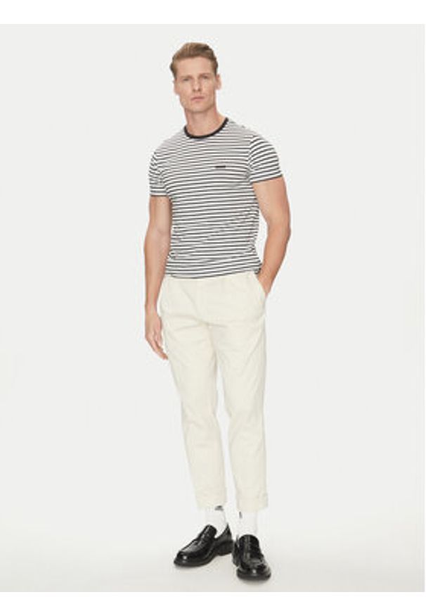 Calvin Klein T-Shirt K10K114177 Czarny Slim Fit. Kolor: czarny. Materiał: bawełna