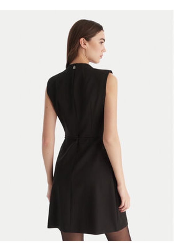 Hugo - HUGO Sukienka koktajlowa Kelendi 50547655 Czarny Slim Fit. Kolor: czarny. Materiał: syntetyk, wiskoza. Styl: wizytowy