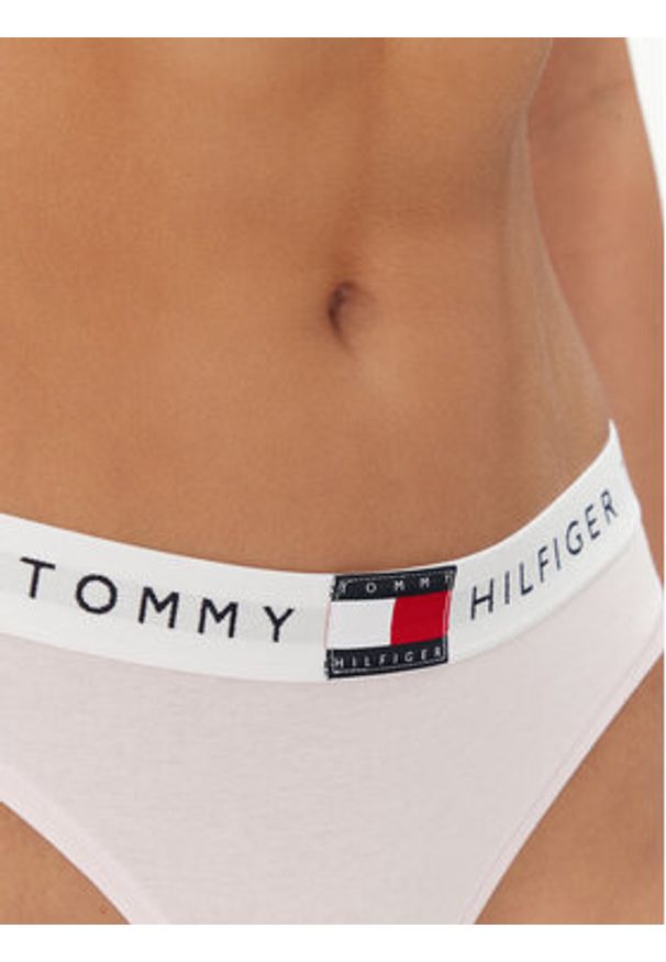 TOMMY HILFIGER - Tommy Hilfiger Stringi UW0UW06039 Różowy. Kolor: różowy. Materiał: bawełna