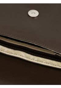 Ryłko - Czekoladowa mała torebka damska. Kolor: brązowy. Materiał: skórzane. Rozmiar: małe. Styl: street, elegancki #5