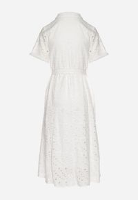 Born2be - Biała Koszulowa Sukienka Haftowana z Paskiem Rinessa. Okazja: na co dzień, na spacer, na imprezę. Kolor: biały. Długość rękawa: na ramiączkach. Wzór: haft. Typ sukienki: koszulowe. Styl: klasyczny, casual, sportowy. Długość: midi #7