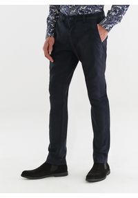 Pako Lorente - PAKO LORENTE – Granatowe spodnie męskie P22WB-WX-001-G-0. Kolor: niebieski. Materiał: bawełna, elastan. Długość: długie. Wzór: gładki #8