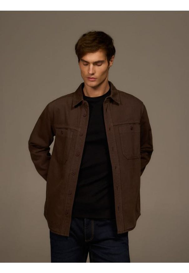 Reserved - Bawełniana koszula regular fit - dark grey jeans. Materiał: bawełna, jeans