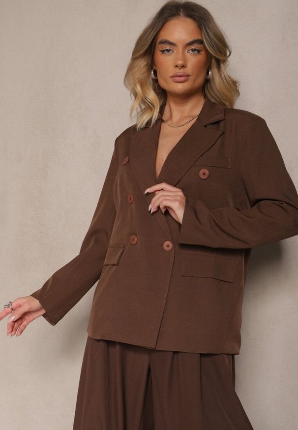 Renee - Brązowa Marynarka Dwurzędowa z Usztywnionymi Ramionami Emivori. Okazja: na co dzień. Kolor: brązowy. Materiał: jeans. Styl: casual, elegancki