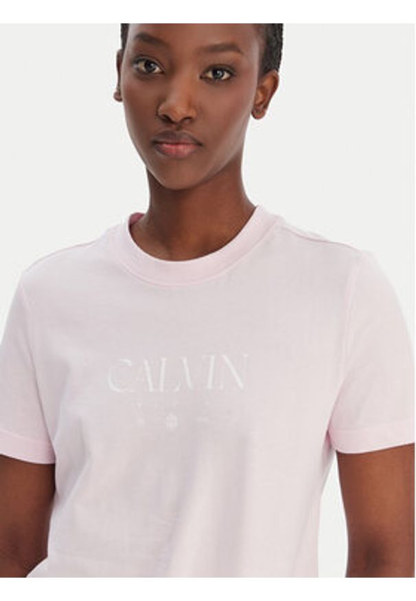 Calvin Klein Jeans T-Shirt Cktail Concept LV047E813G Różowy Regular Fit. Kolor: różowy. Materiał: bawełna