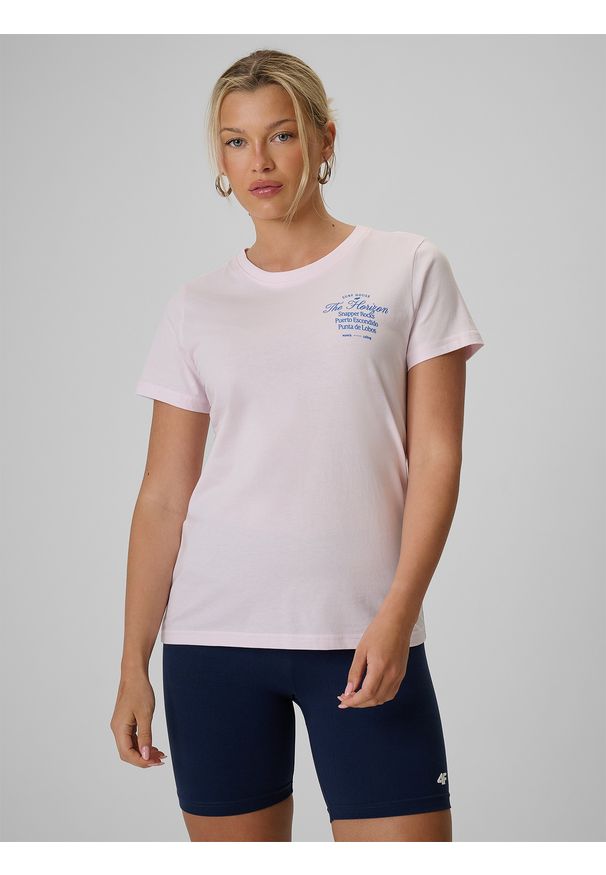 4f - 4F T-shirt regular z nadrukiem damski - różowy S. Okazja: na co dzień. Kolor: różowy. Materiał: jeans, dresówka, bawełna, dzianina. Wzór: nadruk. Styl: casual, klasyczny