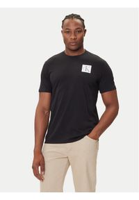 Calvin Klein Jeans T-Shirt Gradient Monogram LV04RC859G Czarny Regular Fit. Kolor: czarny. Materiał: bawełna. Wzór: gradientowy