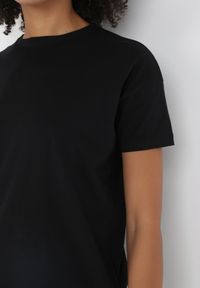 Born2be - Czarny T-shirt Anteira. Kolor: czarny. Materiał: bawełna, dzianina. Długość: krótkie. Wzór: gładki. Styl: klasyczny #6