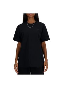 Koszulka New Balance WT41501BK - czarna. Kolor: czarny. Materiał: bawełna. Długość rękawa: krótki rękaw. Długość: krótkie. Wzór: napisy #1