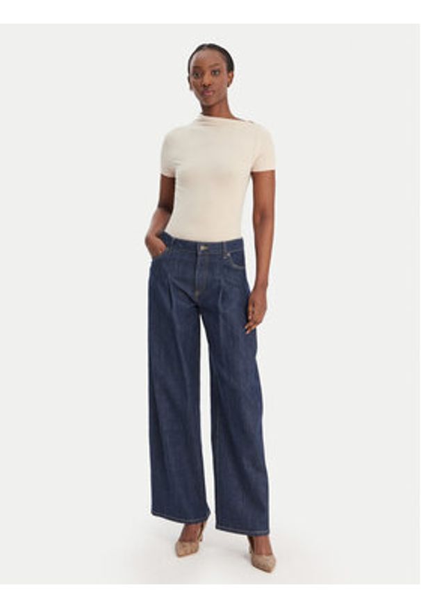 Guess Bluzka W6RP16 KD012 Beżowy Regular Fit. Kolor: beżowy. Materiał: syntetyk