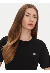 TwinSet - TWINSET T-Shirt 251TP2074 Czarny Regular Fit. Kolor: czarny. Materiał: bawełna