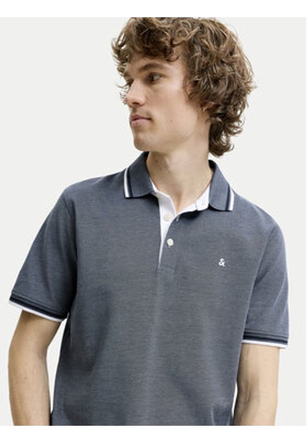 Jack & Jones Polo Paulos 12136668 Szary Regular Fit. Typ kołnierza: polo. Kolor: szary. Materiał: bawełna