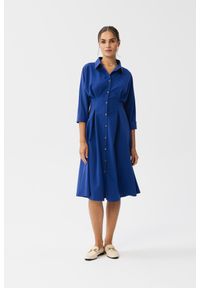 MOE - Chabrowa Sukienka z Kołnierzem i Zakładkami w Talii. Kolor: niebieski. Materiał: wiskoza, poliester, elastan #1