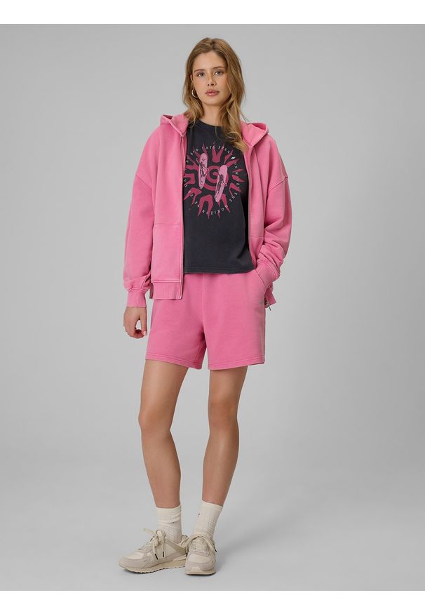 4f - 4F T-shirt loose z nadrukiem damski - czarny XS. Okazja: na co dzień, na plażę. Kolor: czarny. Materiał: materiał, bawełna, dzianina. Wzór: nadruk. Sezon: lato. Styl: wakacyjny, casual, klasyczny, sportowy