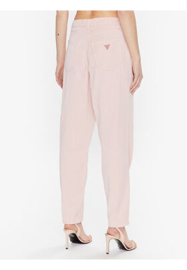 Guess Jeansy Andrea W3GA29 WFD53 Różowy Loose Fit. Kolor: różowy