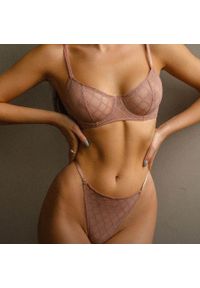 Intica - Bielizna damska z delikatnego materiału na co dzień i specjalne okazje Priti. Kolor: beżowy. Materiał: materiał #1