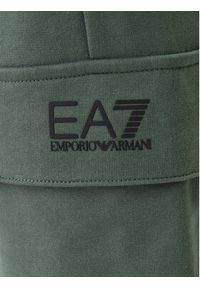 EA7 Emporio Armani Spodnie dresowe 8NPP67 PJVRZ U7260 Zielony Regular Fit. Kolor: zielony. Materiał: bawełna #4