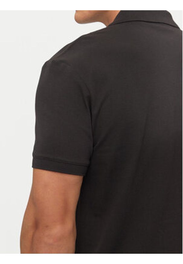 Calvin Klein Jeans Polo Monologo J30J325664 Czarny Regular Fit. Typ kołnierza: polo. Kolor: czarny. Materiał: bawełna