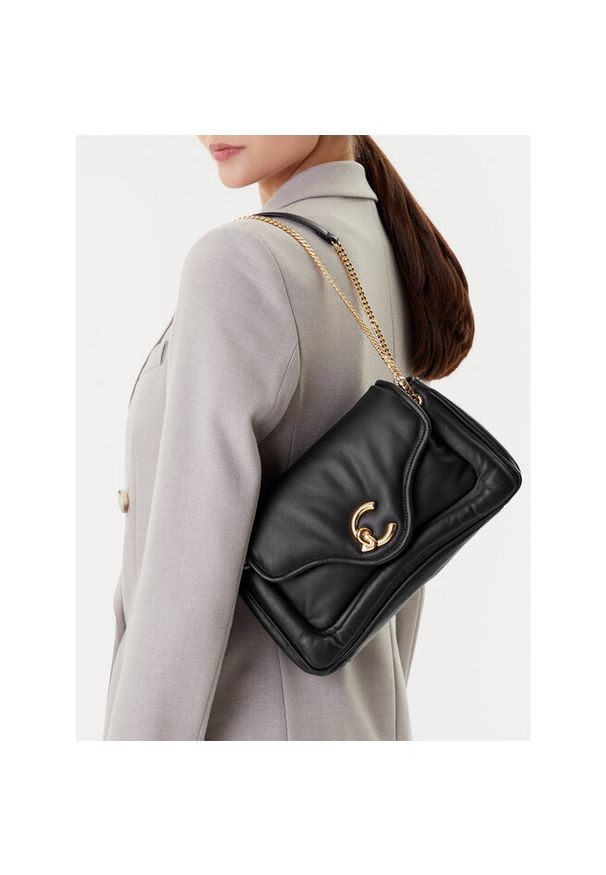 Torebka Coccinelle. Kolor: czarny