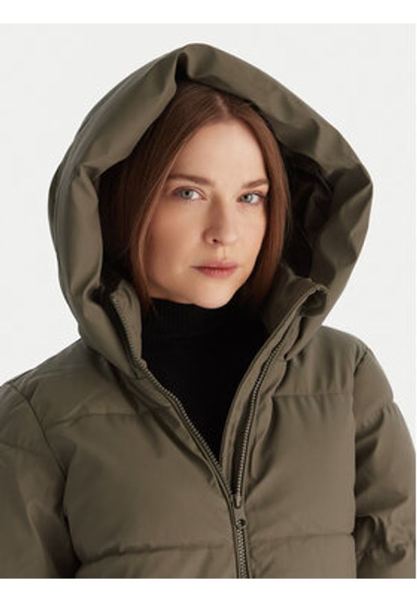 Vero Moda Kurtka zimowa Gretafie 10275292 Brązowy Regular Fit. Kolor: brązowy. Materiał: syntetyk. Sezon: zima