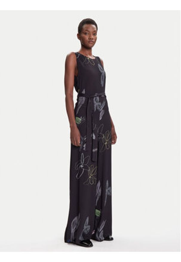 Desigual Kombinezon Art Floral 25WWPW04 Czarny Regular Fit. Kolor: czarny. Materiał: wiskoza