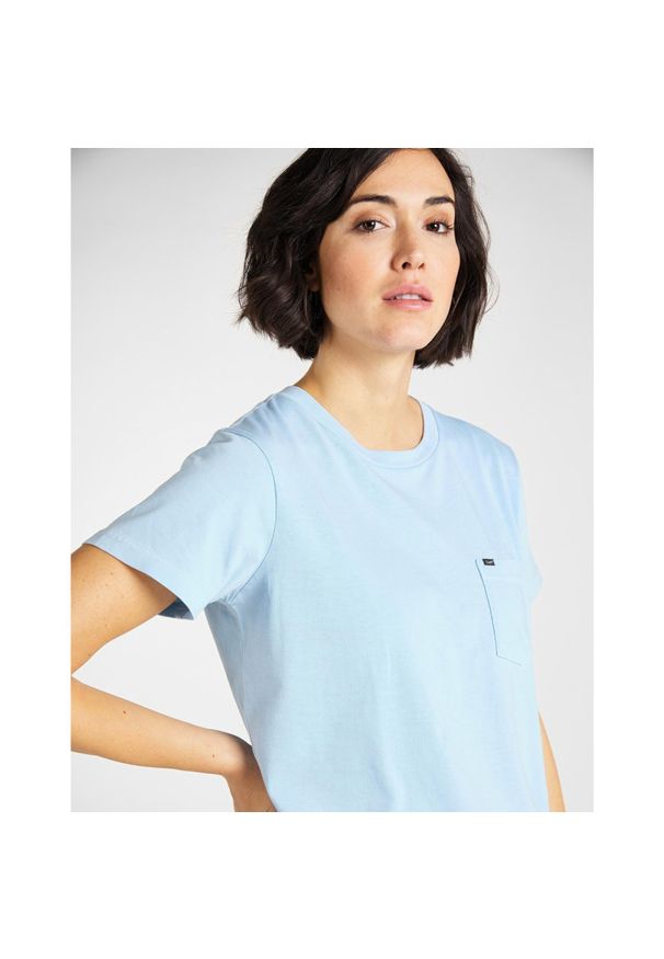 Lee - DAMSKI T-SHIRT LEE GARMENT DYED TEE RELAXED FIT SKY BLUE L40RETNR 112108708