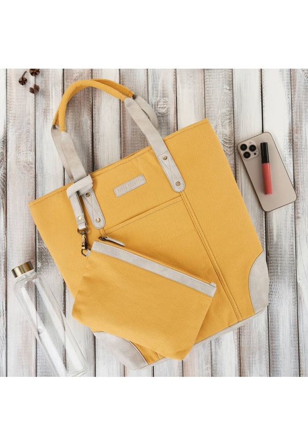 PAOLO PERUZZI - Shopperka żółta Paolo Peruzzi E-23-YL. Kolor: żółty. Sezon: lato. Materiał: skórzane. Styl: klasyczny