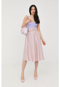 Marciano Guess spódnica z domieszką lnu kolor fioletowy midi rozkloszowana. Kolor: fioletowy. Materiał: len #5