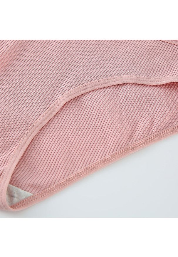 Intica - Figi damskie z elastycznym pasem na co dzień Esma. Kolor: biały. Materiał: materiał