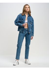 Big-Star - Spodnie jeans damskie proste z kolekcji Authentic 400. Kolor: niebieski. Wzór: aplikacja, haft. Sezon: lato. Styl: vintage, klasyczny, elegancki, sportowy #6