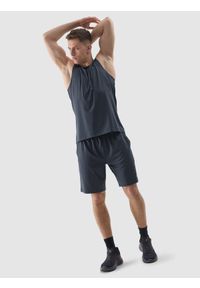 4f - 4F Spodenki treningowe szybkoschnące męskie - granatowe 3XL. Kolor: niebieski. Materiał: elastan, włókno, dzianina, materiał, syntetyk. Długość: krótkie. Wzór: ze splotem, gładki, jednolity. Sport: fitness #2