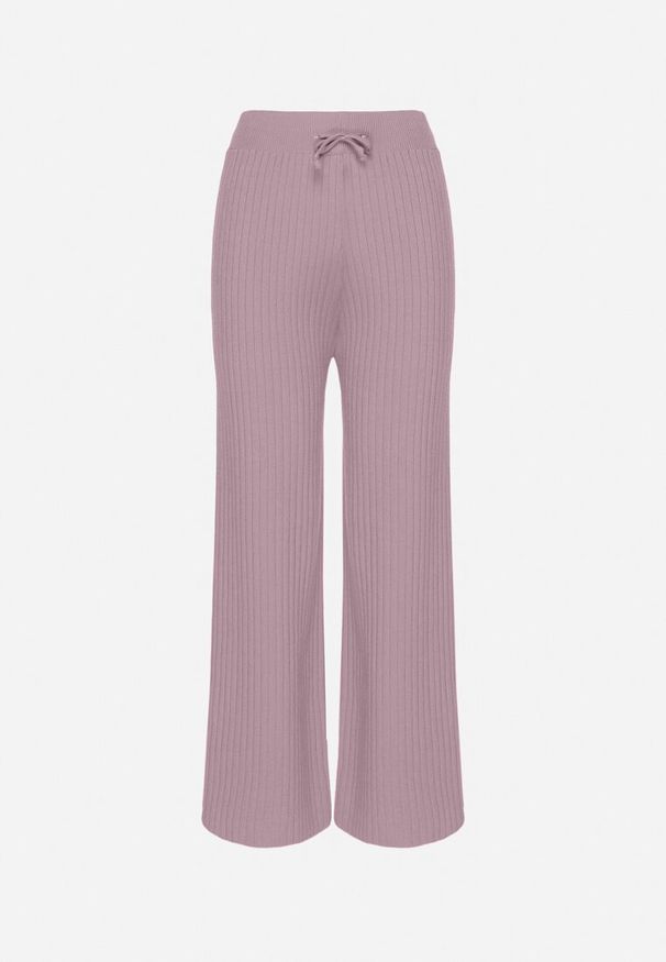 Born2be - Fioletowe Spodnie z Szerokimi Prążkowanymi Nogawkami Romese. Okazja: na co dzień, na spacer. Kolor: fioletowy. Materiał: prążkowany. Styl: casual, elegancki
