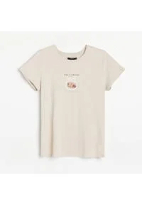 Reserved - Bawełniana koszulka z nadrukiem - Jasny szary. Kolor: szary. Materiał: bawełna. Wzór: nadruk #1