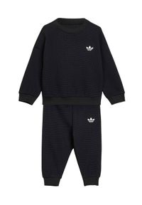 Adidas - adidas Dres KT1797 Czarny Loose Fit. Kolor: czarny. Materiał: bawełna #1