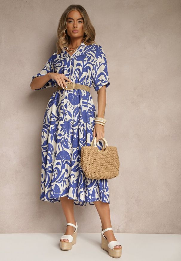 Renee - Niebieska Rozkloszowana Sukienka z Wiskozy Ozdobiona Falbaną Filesenia. Kolor: niebieski. Materiał: wiskoza. Wzór: aplikacja. Styl: elegancki