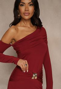 Renee - Bordowa Sukienka z Wiskozą Aplikacją Marszczeniem i Wywiniętym Dekoltem Reilenna. Kolor: czerwony. Materiał: wiskoza. Wzór: aplikacja #4