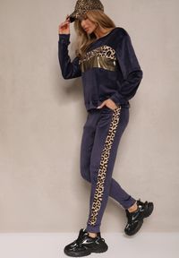 Renee - Granatowy Welurowy Komplet Dresowy Bluza i Joggery z Wzorem w Panterkę Xorienta. Kolor: niebieski. Materiał: dresówka, welur. Wzór: motyw zwierzęcy #3