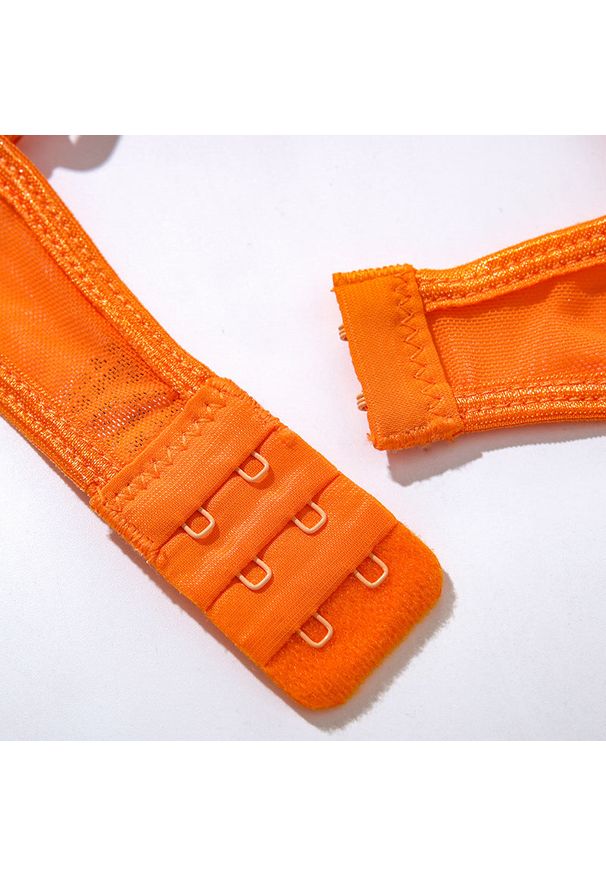 Intica - Komplet bielizny z delikatnych materiałów na romantyczne wieczory Katyusha. Kolor: pomarańczowy. Materiał: materiał