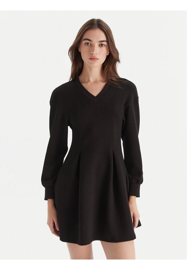 Armani Exchange Sukienka dzianinowa XW001288 AF16111 UC001 Czarny Regular Fit. Kolor: czarny. Materiał: syntetyk