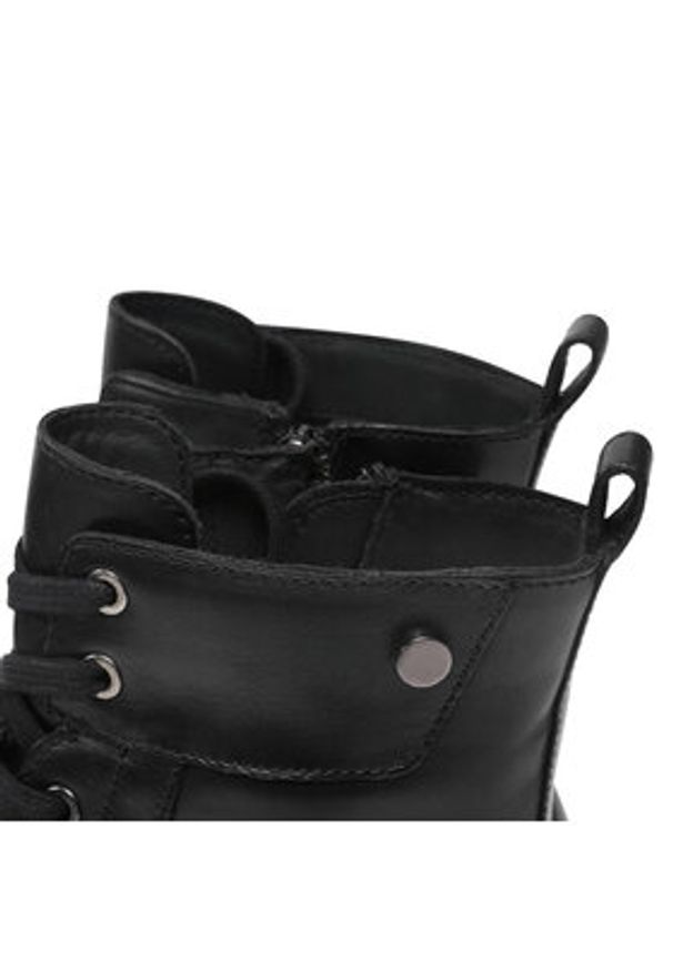 Geox Trapery D Iridea C D16HRC 00043 C9999 Czarny. Kolor: czarny. Materiał: skóra