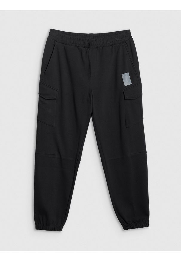 4f - 4F Spodnie dresowe joggery męskie - czarne XL. Kolor: czarny. Materiał: dresówka