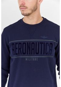 Aeronautica Militare - AERONAUTICA MILITARE Granatowa bluza męska z aksamitnym logo. Kolor: niebieski #4