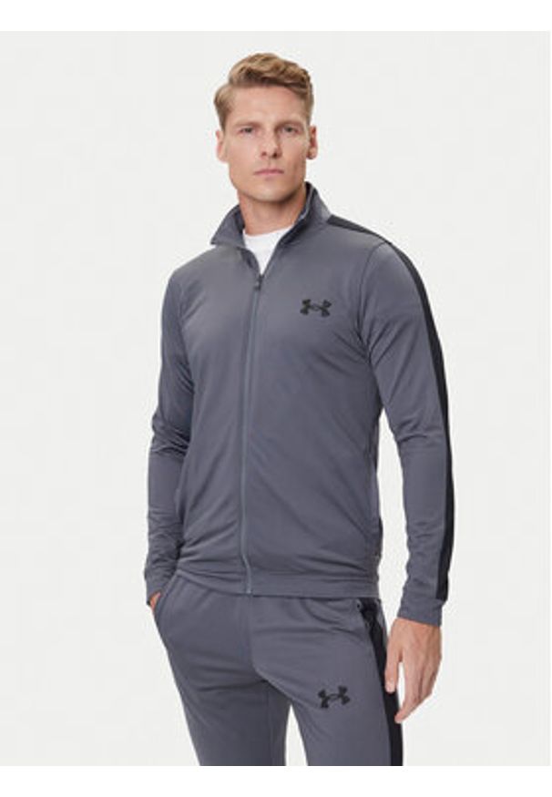Under Armour Dres Ua Knit Track Suit 1357139-025 Szary Fitted Fit. Kolor: szary. Materiał: syntetyk